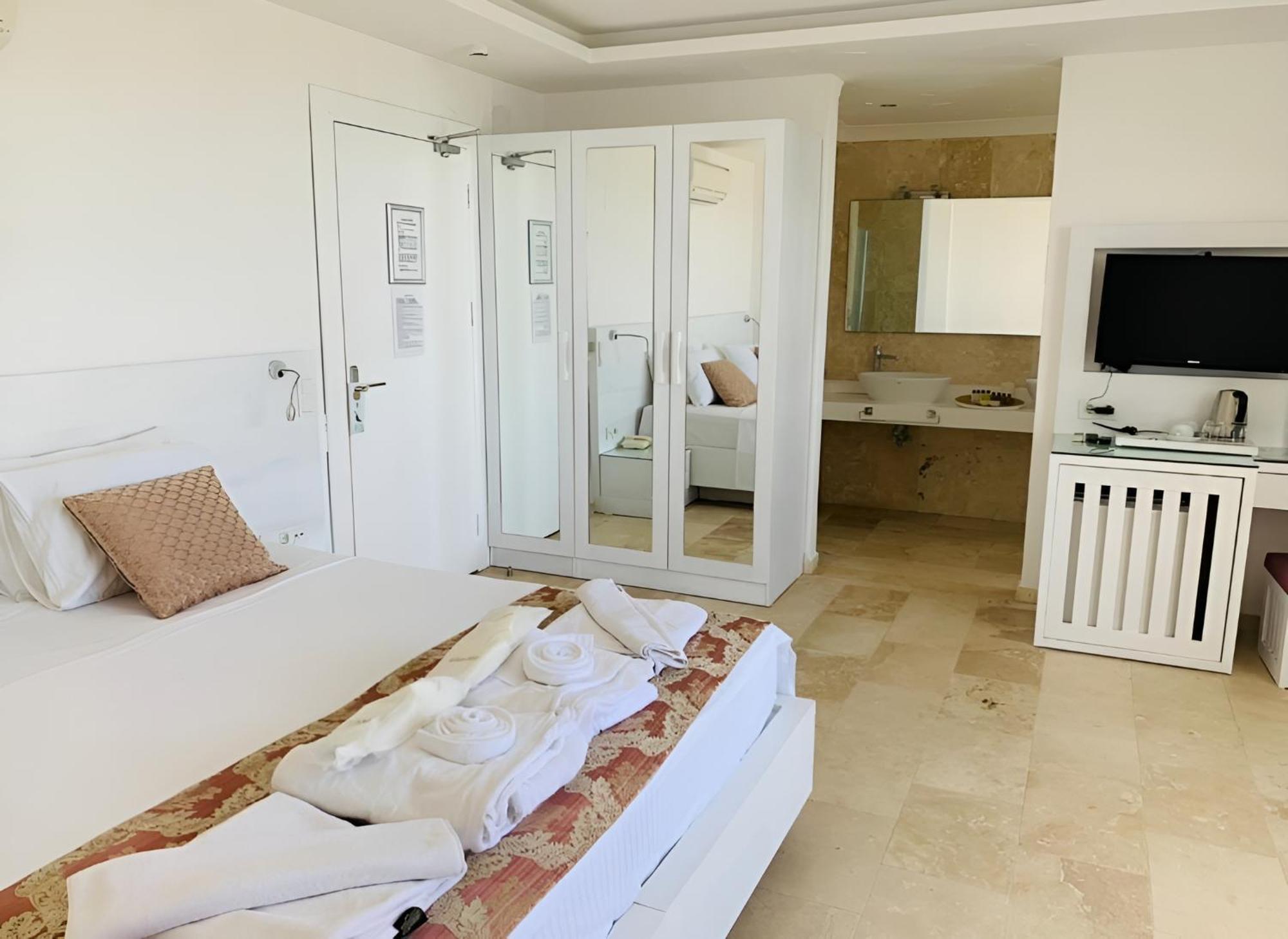Oasis Hotel (Adults Only) Kalkan Exterior foto